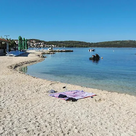 2 Bedroom In Okrug Gornji Apartment Trogir
