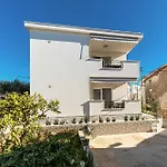 Beautiful In Okrug Gornji Daire Trogir