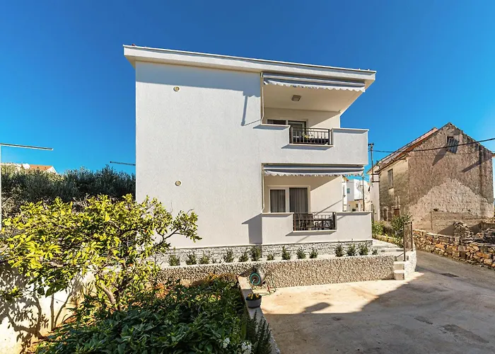 Beautiful In Okrug Gornji Apartman Trogir