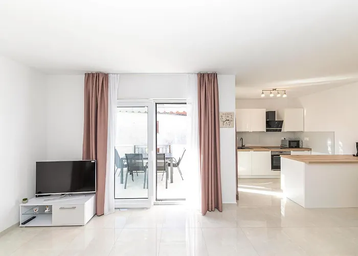 Apartman Beautiful In Okrug Gornji *